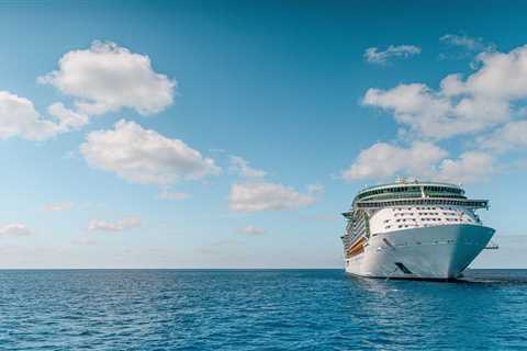 8 Best Cruises for First Timers