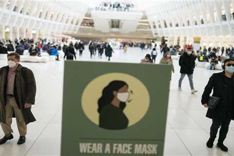 U.S. Justice Department Appeals Decision to Drop Federal Mask Mandate