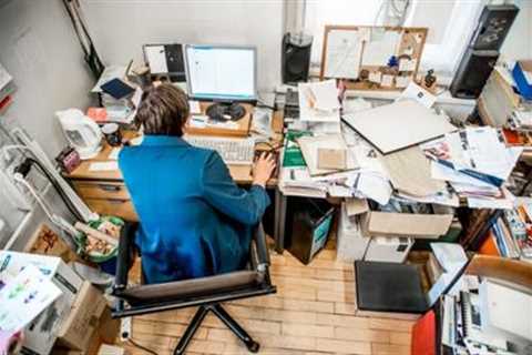 Decluttering Your Office Before a Move | MyProMovers