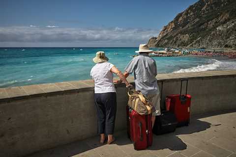 The 3 Best Tips To Help Seniors Keep Traveling