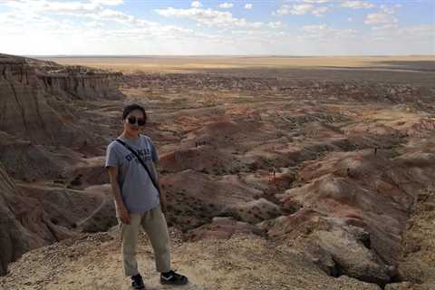 Majestic Gobi Desert with overnight in Terelj National Park (including Chinggis Khan Statue) -..