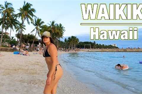 HAWAII PEOPLE | Sunset on the Beach in Waikiki