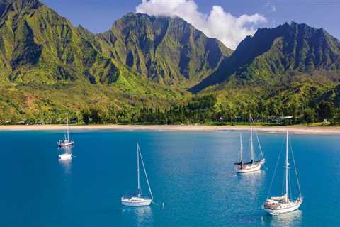 What Size Boat Do I Need to Sail to Hawaii?