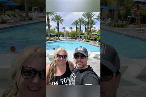 Exploring Our Favorite Pool in Paradise – Las Vegas