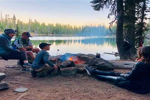10 Camping Essentials You Can’t Afford to Leave Behind
