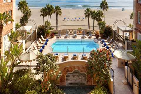 The Best Hotels in Los Angeles County, CA for Large Groups and Families