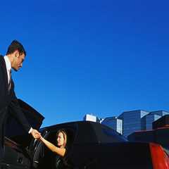 Luxury Travel Agency Limousine Service: Your Gateway To Chicago's Finest