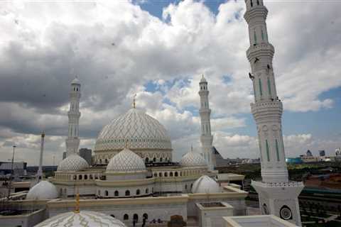 Hazrat Sultan Mosque - Astana - Discover Kazakh