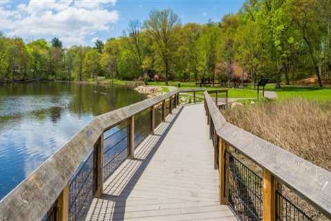Exploring Wheelchair Accessible Tourist Spots in Hartford County, Connecticut: A Guide for Visitors ..