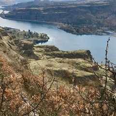 Seasonal Guide for Hikers in Clark County, Washington