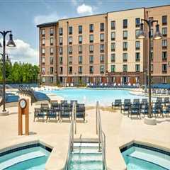 The Ultimate Guide to Accommodations with Swimming Pools and Recreational Facilities in Southern..